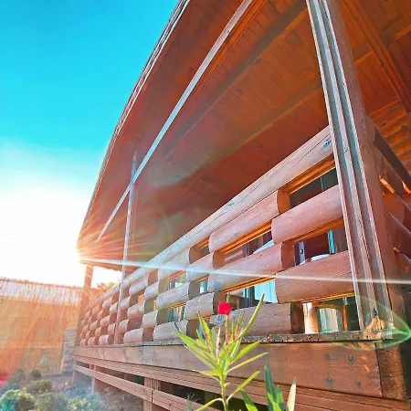 Aparthotel Kairos Pasa Bungalow