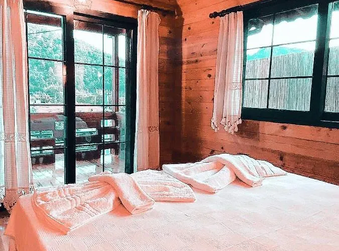 Kairos Pasa Bungalow تورغوت