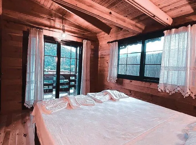 Kairos Pasa Bungalow * تورغوت