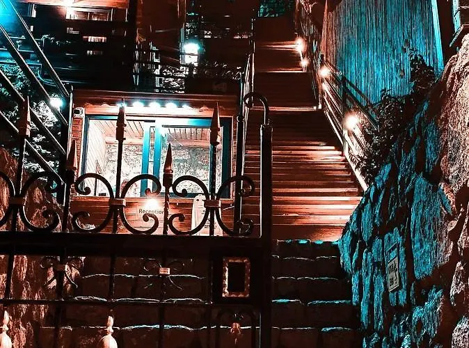 Kairos Pasa Bungalow *